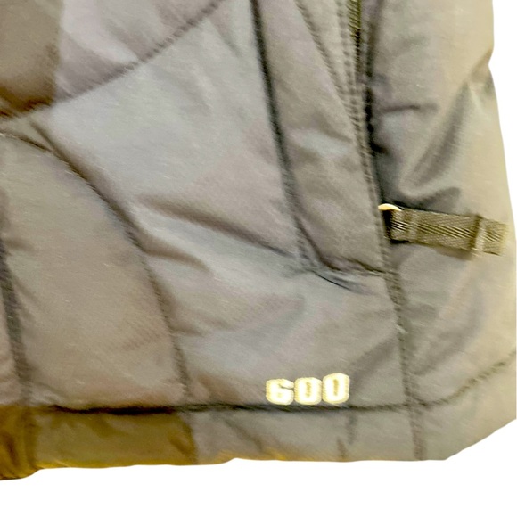 The North Face black zippered Quilted Vest interior pockets size small - Picture 10 of 14